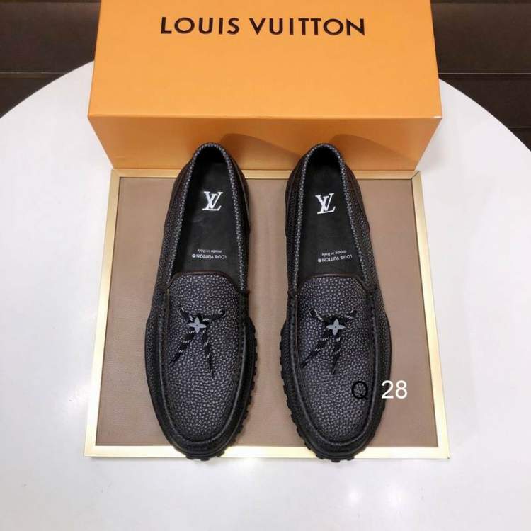 Picture of Louis Vuitton Shoes _SKULVsz38-45N101113180